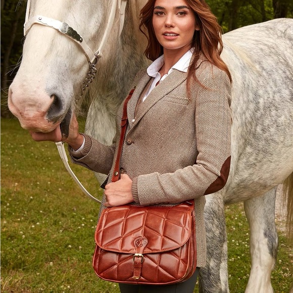 Patricia Nash London Saddle Bag
Quilted Vintage Distressed Leather NWOT - Picture 13 of 13